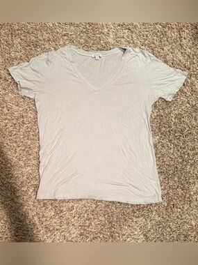 Splendid Light Gray V-Neck Short Sleeve Tee